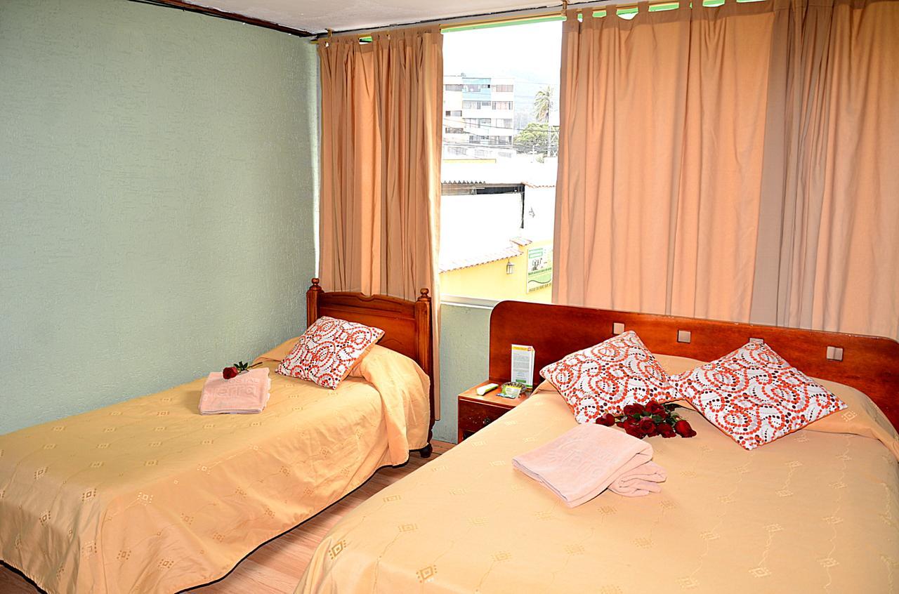 Hostal Terra 2 - El Condado Quito Ngoại thất bức ảnh