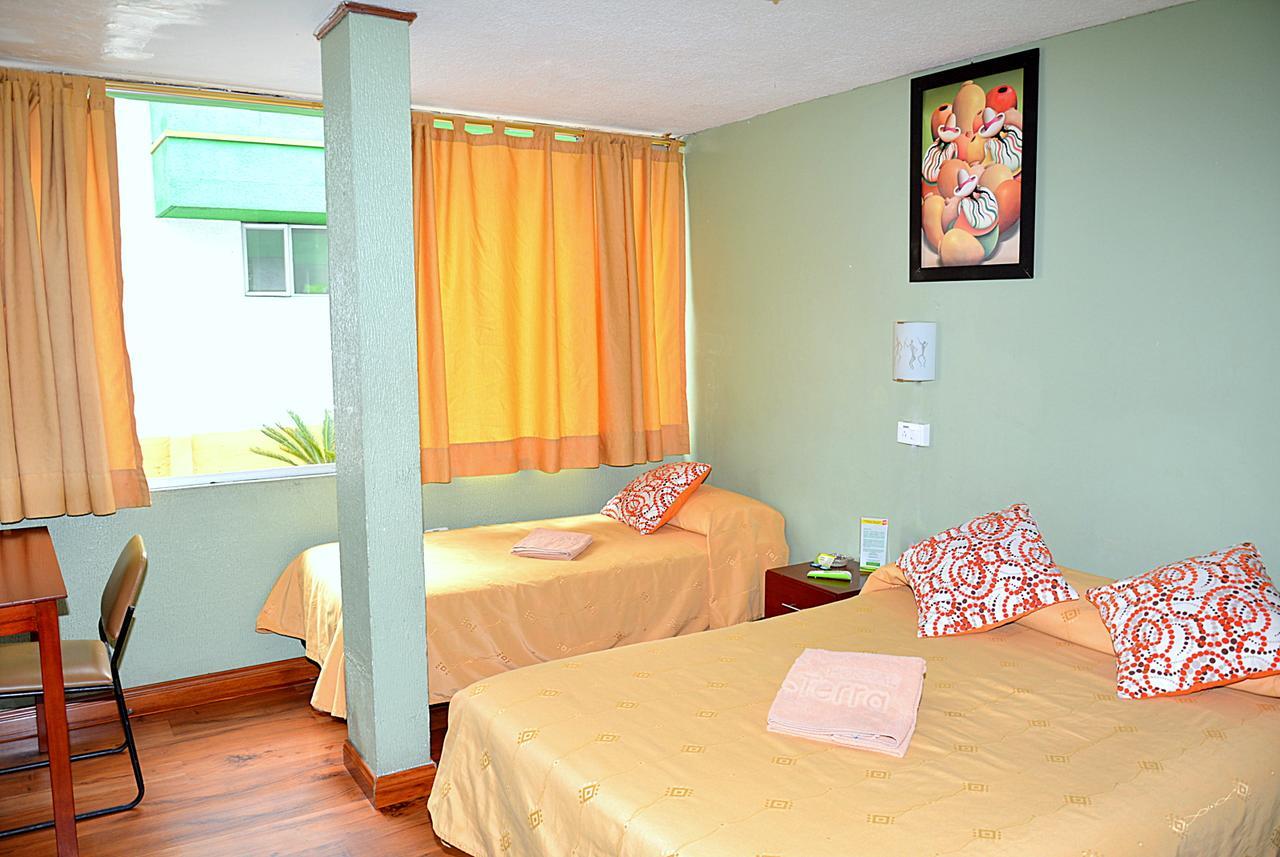 Hostal Terra 2 - El Condado Quito Ngoại thất bức ảnh